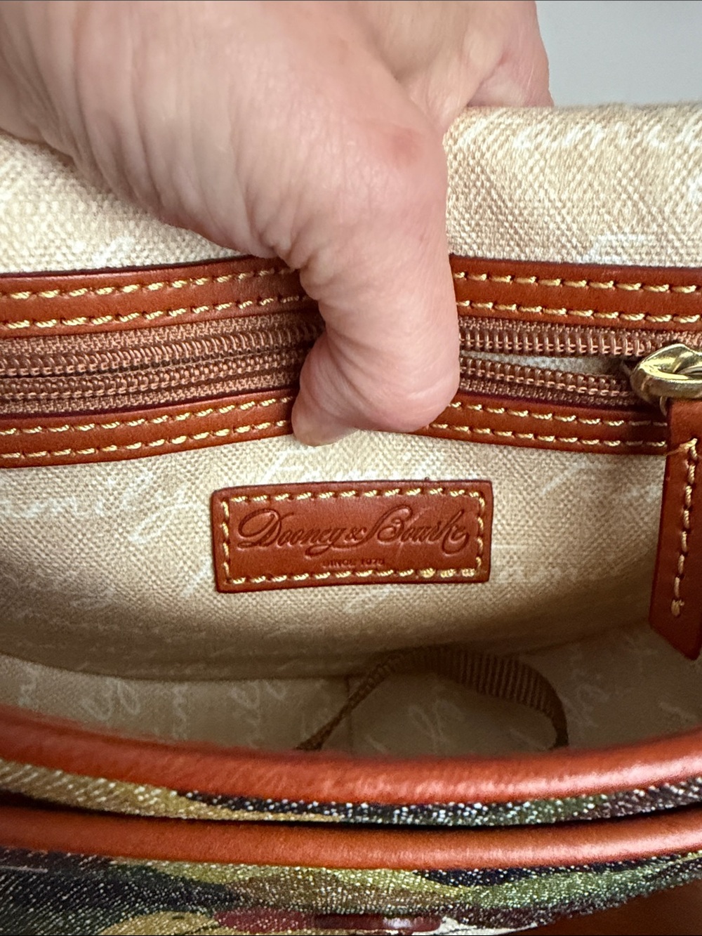 Dooney & Bourke Multicolor Duck Print Crossbody Bag *READ* - Picture 12 of 13